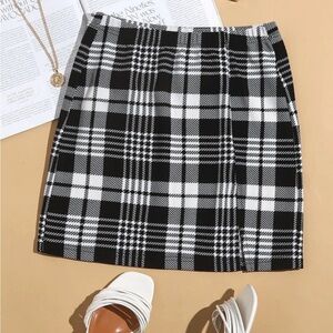 Plaid Black and White Women's Skirt